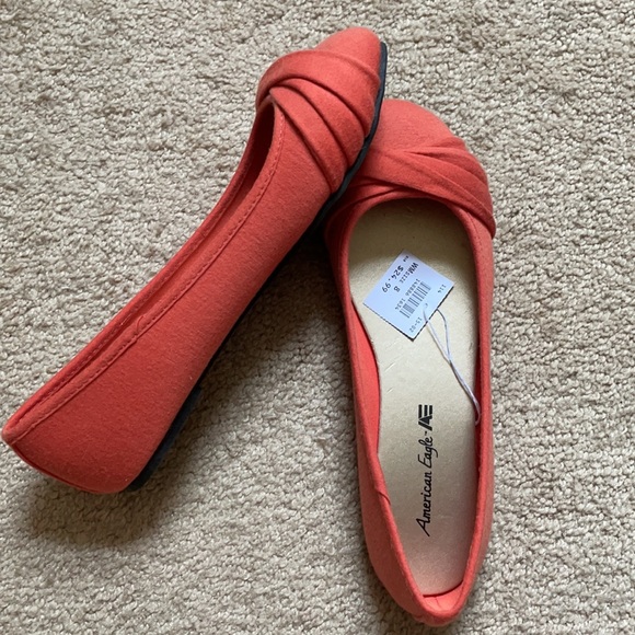 American Eagle flats - Picture 2 of 5